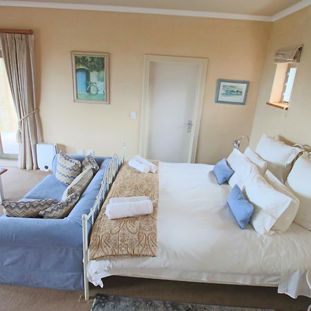 On The Cliff Guest House Hermanus Exterior foto